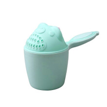 (Green) Baby Shampoo Rinse Cup for Bath Hair Washing with Face and Eye Protection Green