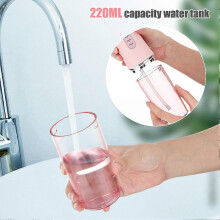 (Green) Electric Water Flosser Portable Oral Irrigator 3 Modes IPX7 Waterproof 220ml Tank