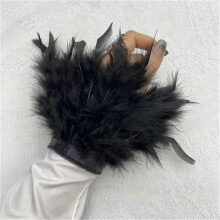 (Dark Grey) Manchettes médiévales en plumes, bracelets élastiques en véritables plumes pour costumes, événements et décoration photo, 1 paire