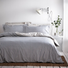 Yard furn Hebden 100% Cotton Stripe Duvet Cover Set – Reversible Striped Bedding (Navy, King)