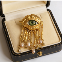 Vintage Style Gold Eye Brooch |Pearl Tassel Pin