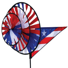 Moulin à vent triple patriotique Premier Kites - Spinner de jardin coloré avec roues triples, tissu résistant aux intempéries