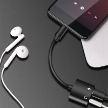 USB-C to 3.5mm Audio Splitter and Charger Dongle