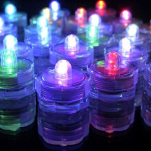 Waterdichte LED-minikaarsenset (8 stuks) in diverse kleuren