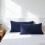 Housses de coussin en microfibre antidérapantes standard (lot de 2) 1