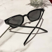 (Black Frame Dark Green Sheet) UV Polarized Vintage Sunglasses Unisex