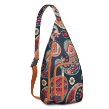 Boho crossbody rugzak met paisleyprint en verstelbare schouderband.