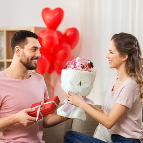 Plüschhase mit Blumenstrauß, Stofftier, Geschenk, 1 Stück
