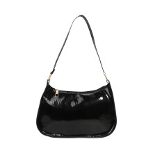 Pochette en cuir verni noir, mini sac hobo