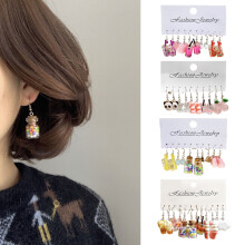 Női rajzfilm állatos akril fülbevaló szett