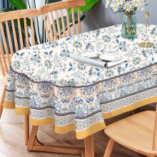 Nappe ovale Ă motifs floraux bleus et jaunes, 152 x 259 cm