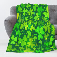 Couverture polaire Saint-Patrick à motifs de trèfles verts 40x50