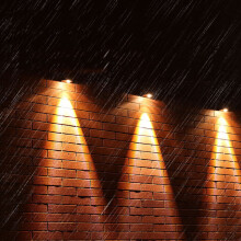 Appliques murales solaires LED extérieures à allumage automatique crépusculaire (lot de 2)