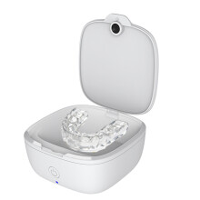 Bærbar UV-C sterilisatoretui til retainere og aligners – 3-minutters hurtig desinfektion, genopladelig rejsehygiejneboks