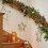 Set di decorazioni natalizie da appendere con pigne. 6