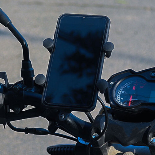 Motorrad-Handyhalterung mit Ladefunktion 2