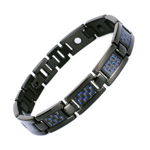 Herrenarmband aus Titanstahl und Kohlefaser mit Gliederkette, Schwarz mit blauen Akzenten, robustes und stilvolles Schmuckstück