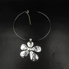 Vintage Hollow Flower Pendant Necklace Boho Style