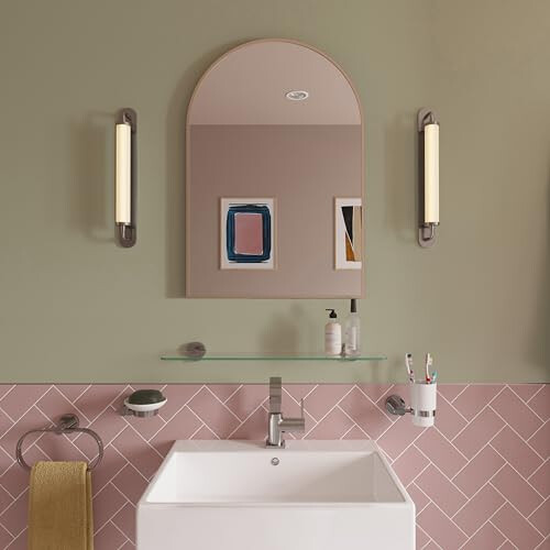 Croydex Croydex Arched Bathroom Wall Mirror with Brass Effect Frame (73 x 50cm) 1