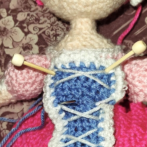 Mini Knitting Tools Set with Needles Yarns and Stitch 1
