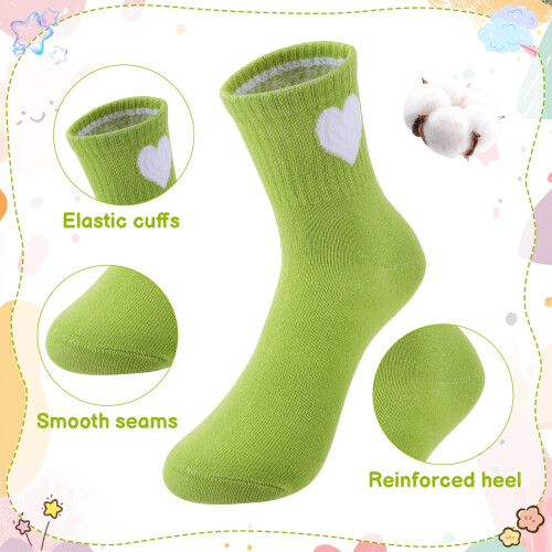 Calcetines deportivos de algodón multicolor con estampado de corazones para niñas. 2