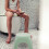 Sgabello per bambini con base antiscivolo e design portatile 2