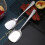 Cuchara de servir de acero inoxidable con mango ergonómico de 20,5 cm 1