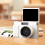 Digitalkamera mit CCD-HD-Sensor, Schwenkdisplay und 8-fachem Zoom 1