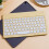 Tastatură Bluetooth portabilă, design retro compact 1