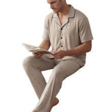 Herenpyjamaset Bestaande Uit een Top met Contrasterende Bies, Korte Mouwen en Lange Broek (2-Delig) Kaki M