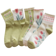 Women's Floral Crew Socks Cotton Vintage Embroidered 4 or 5