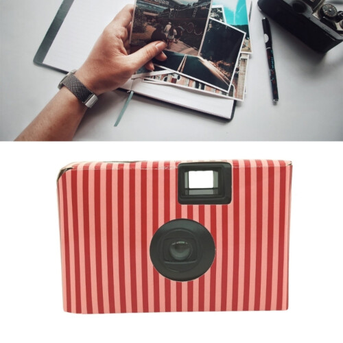 Disposable Camera with Black and White Film, 17 Exposures 1