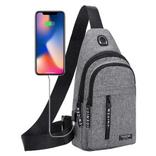 Borsa a tracolla da uomo con porta di ricarica e