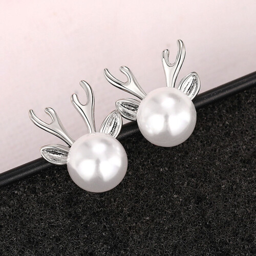 Pearl Antler Stud Earrings for Women 1 Pair 2
