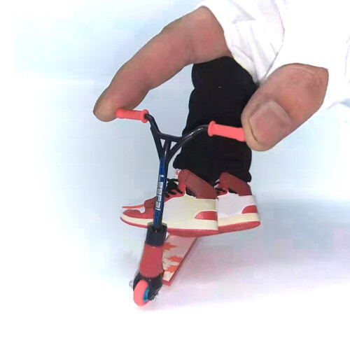 Interactive Mini Finger Scooter Stunt Finger Toy Roller Skate 1