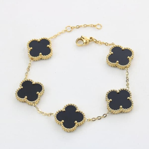 Four Leaf Clover Bracelet 18K Gold Women's Simple Design 1