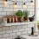 Wandplank met metalen beugel 1