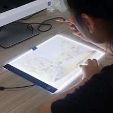 Cutie luminoasă LED pentru artiști A3USB cu luminozitate reglabilă