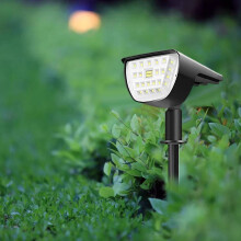 32 LED Solar Powered Outdoor Garden Spot Light Wall Lamp 3000K Warm White