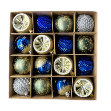 Christmas Tree Ornaments Red White Gold 16-Pack