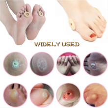 90 Pieces Corn Cushions, Soft Latex Foam Self Adhesive Callus Pads Corn Pad for Foot Toe Callus Anti Friction