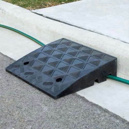 Heavy Duty Rubber Curb Ramp Warehouse 20 Ton 2