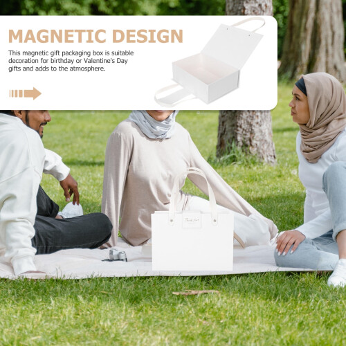 Gift Box with Magnetic Closure 1 Pack 9.82 x 7.07 x 3.34 1