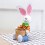 Décorations de table de Pâques : panier bleu en forme de lapin pour les œufs et 1