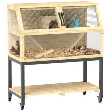 Gabbia per criceti in legno con vano portaoggetti, ruote, rampe e accessori.