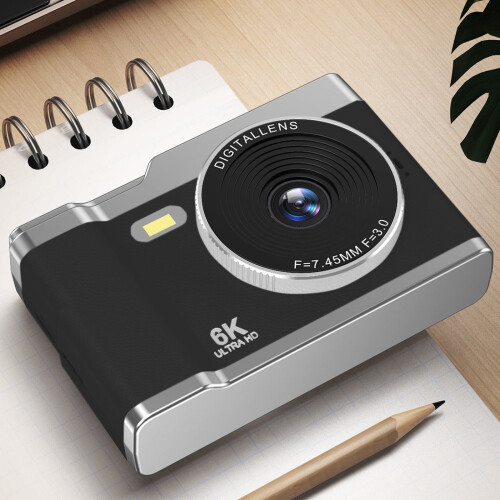 64MP dual camera camcorder with 2.5-inch IPS screen 8x zoom 2