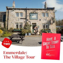Virgin Experience Days for Two Emmerdale Village Tour – 90-Minute Gift Experiences for Couples Guided Walking Tour in Leeds – Couple Gifts to