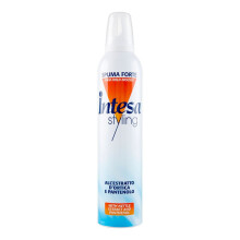 Intesa Spuma Styling for Hair Strong Extract Di Ortica E Pantenolo 300 ml - Foam Styling