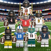 American Football Player Building Block Toy Keychain - Sports Action Figure Assembly Set, Mini Movable Doll for Kids, Educational Puzzle Model