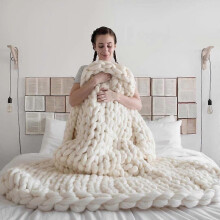 Chunky Knit Blanket Throw,Soft Chenille Yarn Throw Blanket, 60*80cmHandmade Thick Cable Knit Crochet Blanket,Knit Blanket Chunky Yarn white
